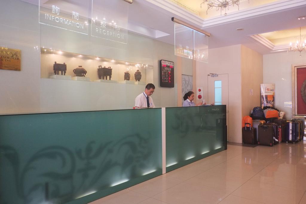 First Hotel Тайбей Екстер'єр фото