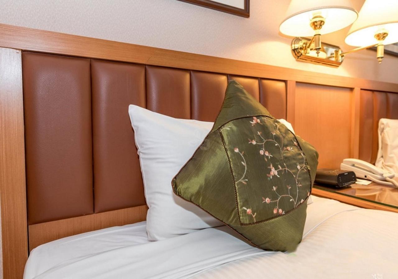 First Hotel Тайбей Екстер'єр фото